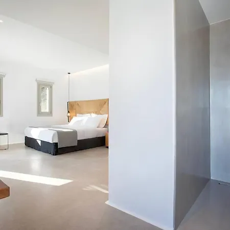 Mirage - Super Paradise Mykonos Town