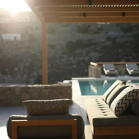 Mirage - Super Paradise * Mykonos Town
