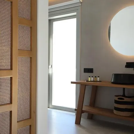 Mirage - Super Paradise Villa